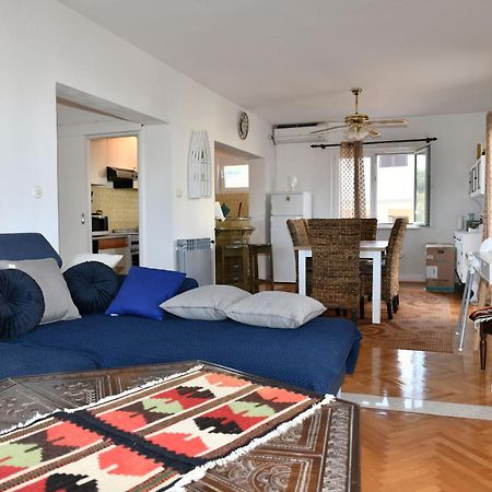 Apartments Valerija Супетар Экстерьер фото